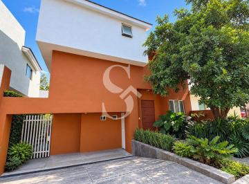 d4fa7aba80ebfdc4e6ea186b627c15fe4679d7be0db74e5fcb33e48211fe6a78 · Casa en Venta en Jardin Real | 3 Recamaras + Cuarto de Servicio