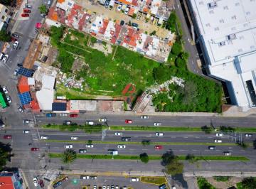 Terreno / Lote , Zapopan · Terreno Comercial en Renta en El Batán Zapopan 2224 m² con 85 m de Frente