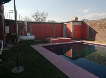 Casa de 3 habitaciones, Atlatlahucan · Casa con Alberca en Atlatlahucan