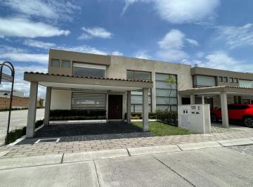 Casa en condominio de 3 habitaciones, Calimaya · Casa en Renta Bosque de Las Fuentes, Modelo Capri, Calimaya a 5 Min de Metepec, Galerias Metepec.