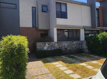 Casa de 3 habitaciones, Morelia · | Casa de Oportunidad en Altozano, Como Nueva |