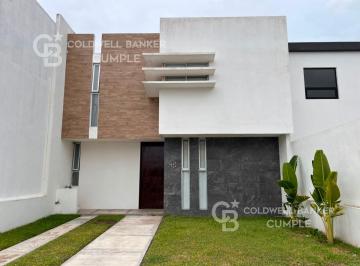 Casa de 3 habitaciones, Alvarado · Casa en Renta en Lomas de La Rioja, Riviera Veracruzana