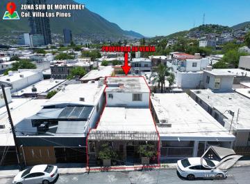Casa · 240m² · 5 Recámaras · 1 Estacionamiento · Casa en Venta de 5 Rec con Depto Indpendiente // Zona Sur - Tec de Monterrey