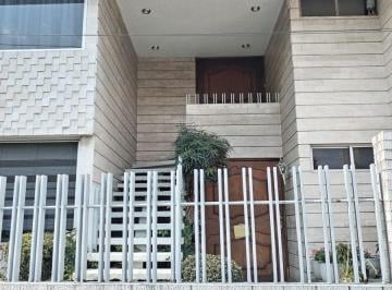 Casa de 3 habitaciones, Naucalpan de Juárez · Casa Dúplex en Renta en Colón Echegaray, Naucalpan