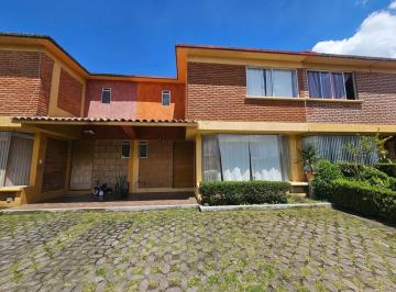 1 · Casa en Renta en Toluca con Jardín y Vigilancia