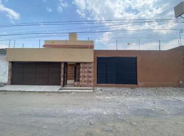 Casa de 3 habitaciones, Toluca · Casa en Venta en Toluca, Ocho Cedros.
