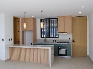 Casa · 183m² · 3 Recámaras · 3 Estacionamientos · Casa en Venta con Roof Garde