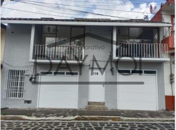 Casa de 5 habitaciones, Xalapa · Casa en Calle 5 de Febrero #110, Col. Centro, Xalapa, Veracruz.
