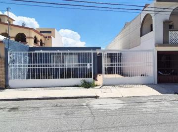Casa de 3 habitaciones, Saltillo · Casa en Renta en Fracc. Lagos de 1 Planta