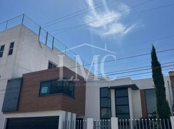 Casa de 5 habitaciones, Saltillo · Casa en Renta en Col. Los Pinos Al Norte de Saltillo