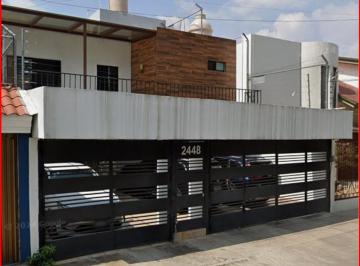 Casa de 5 habitaciones, Guadalajara · Venta de Casa en Jalisco Guadalajara Bosques de La Victoria