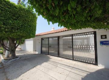 Casa de 5 habitaciones, Zapopan · Hermosa Casa Céntrica en Venta