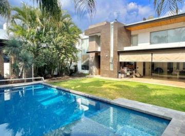 Casa de 4 habitaciones, Cuernavaca · El Mascareño Casa en Renta en Cuernavaca, Zona Dorada. Recamara con Baño en Planta Baja.
