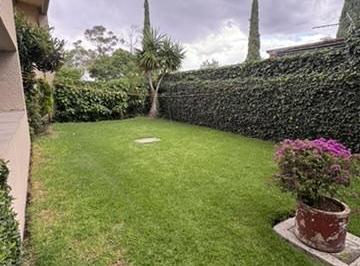 Casa · 378m² · 3 Recámaras · 3 Estacionamientos · Casa en Lomas del Huizachal