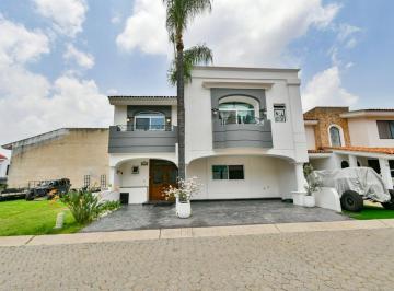 Casa de 4 habitaciones, Zapopan · Casa en Venta Paseo de Los Virreyes, Zapopan
