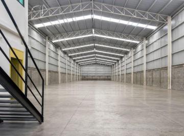 Nave industrial , Celaya · Nave Industrial en Venta – Renta Celaya | 2,500 m², Patio de Maniobras y Andén de Carga
