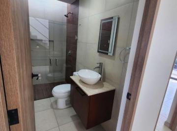 Casa de 3 habitaciones, Cuautlancingo · Casa en Venta en Fraccionamiento Belmonte en Cuautlancingo