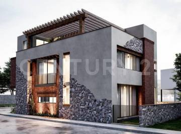 Casa · 290m² · 3 Recámaras · 2 Estacionamientos · Casa en Pre Venta - Residencial Foresta - Zona Zerezotla, San Cristobal Tepontla