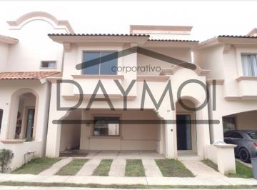 Casa en condominio de 3 habitaciones, Tlajomulco de Zúñiga · Casa en Calle Costa del Oeste 13, Fracc. Villa California, Tlajomulco de Zúñiga, Jalisco.