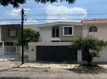 Casa de 5 habitaciones, Zapopan · Casa en Venta, en Camino Real con 237 m² de Superficie!