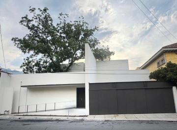 Casa de 3 habitaciones, San Pedro Garza García · Casa en Venta en Jerónimo Siller