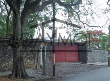 Casa de 5 habitaciones, Cuernavaca · Casa en Jardines de Cuernavaca, Morelos.
