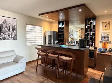 Casa · 218m² · 3 Recámaras · 2 Estacionamientos · Casa en Cumbres Allegro
