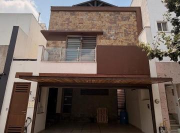 Casa · 131m² · 3 Recámaras · 2 Estacionamientos · Casa en Cumbres Allegro