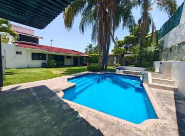 ef561a6542893ea5691e805f9424c6e04eb7c26c11e1fc8f12d8c75d688cba8a · Casa en Renta en Lomas de Cocoyoc
