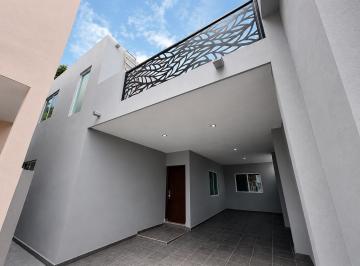 Casa · 148m² · 4 Recámaras · 1 Estacionamiento · Casa en Tampico