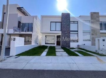 Casa en condominio de 4 habitaciones, El Marqués · Zakia, Zizana Renta Casa 4 Recámaras Una en Planta Baja, en Condominio con Amenidades.