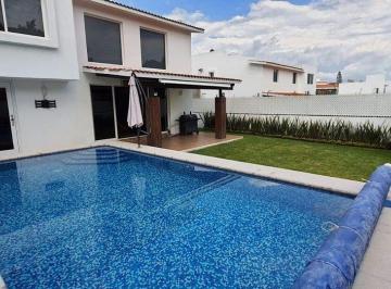 5f06732d799d5ca426f7cd72a8564897d4a36ca6973f392bee66379d17a30988 · Casa en Venta en Lomas de Cocoyoc