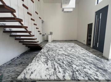 Casa de 4 habitaciones, Saltillo · Casa en Renta Jardines del Campestre