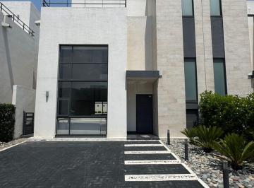 Casa en condominio de 3 habitaciones, Calimaya · Casa en Venta en Calimaya, Villas del Campo
