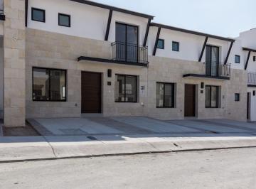Casa en condominio · 126m² · 3 Recámaras · 2 Estacionamientos · Casa en Condominio en Venta en El Refugio