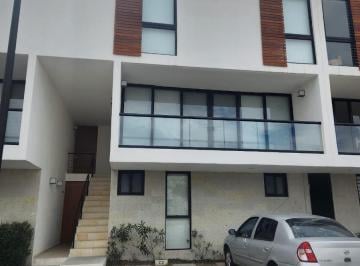 Departamento · 180m² · 2 Recámaras · 2 Estacionamientos · Departamento Duplex de Pa en Renta Altos Juriquilla