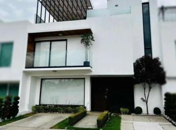 Casa de 3 habitaciones, Atizapán de Zaragoza · Casa en Venta en Lomas de Atizapán en Privada con Vigilancia.
