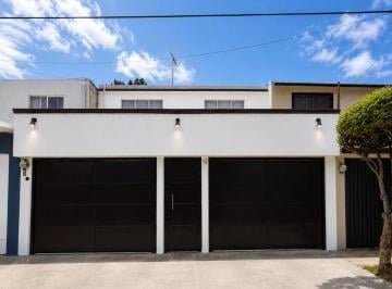 Casa de 3 habitaciones, Iztapalapa · Casa en Renta Ubicada Lomas Estrella
