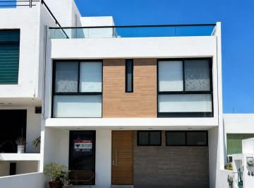 Casa en condominio · 240m² · 4 Recámaras · 3 Estacionamientos · Casa en Venta en Lucepolis, Milenio III - Querétaro - (4)