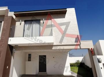 Casa de 3 habitaciones, Monterrey · Cumbres, Casa en Venta Dos Pisos