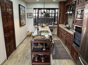 Casa de 3 habitaciones, Miguel Hidalgo · Casa en Venta en Bosques de Las Lomas con Jardin