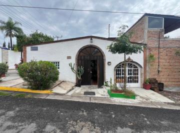 1 · Casa Semi - Amueblada en Renta en Panorámica de Huentitán