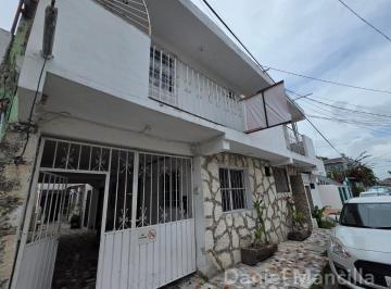 Edificio · 230m² · 21 Recámaras · 2 Estacionamientos · Propiedad de Inversión en El Centro de Playa del Carmen