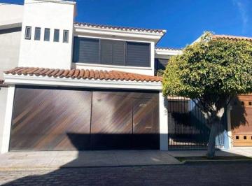 Casa de 3 habitaciones, Puebla · Casa en Renta Zona Calzada Zavaleta