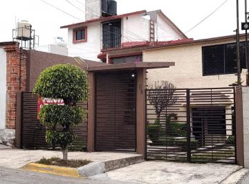Casa de 3 habitaciones, Tlalnepantla de Baz · Casa en Renta en Lomas de Valle Dorado, Tlalnepantla
