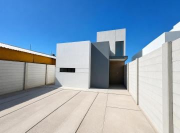 N/A · Moderna Casa en Venta a Minutos de Linea Internacional, 2 Recamaras