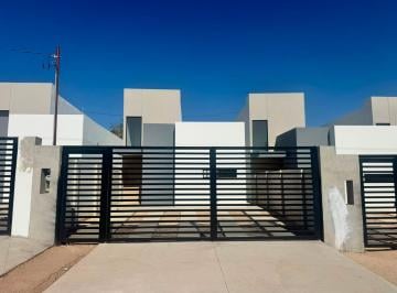 N/A · Casa en Venta a 4 Minutos de Garita Centro, Dos Recamaras