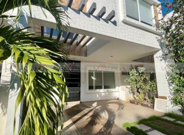 Casa · 133m² · 3 Recámaras · 2 Estacionamientos · Casa en Venta en La Joya
