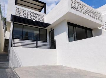 Casa de 3 habitaciones, Cuernavaca · Casa en Venta en Cuernavaca