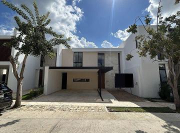 92ebb595388756f919e1239bd721d6910b0642dfcb6576f2b0f89165ad008f6f · Casa en Venta en Temozón Norte Mérida, Privada Temozón 39